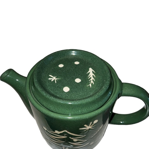 The Main Ingredients Pantry Ware Dark Green Ceramic Teapot White Christmas Tree - Picture 4 of 4